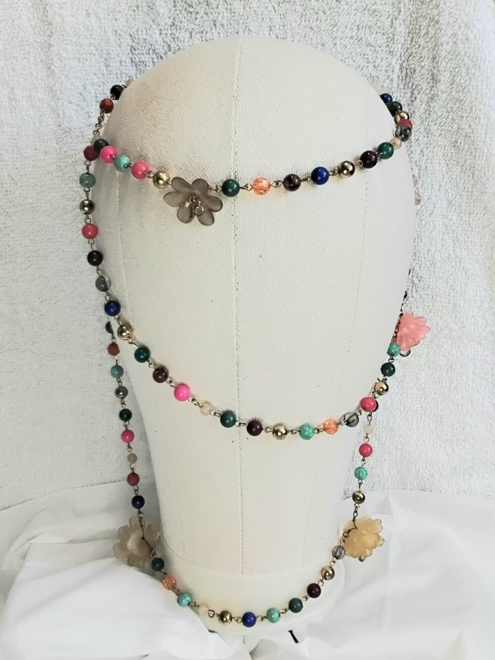 3/$25 Beautiful 26" Mixed Bead & Flowers Necklace Quality Costume Jewelry!!